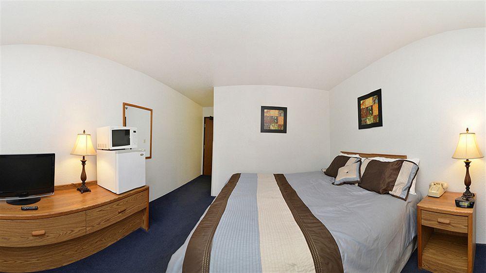 Americas Best Value Inn Sault Ste. Marie Exterior foto